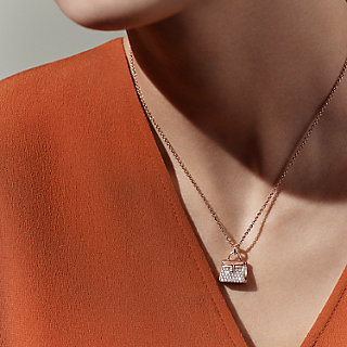 Amulettes Kelly pendant | Hermès USA